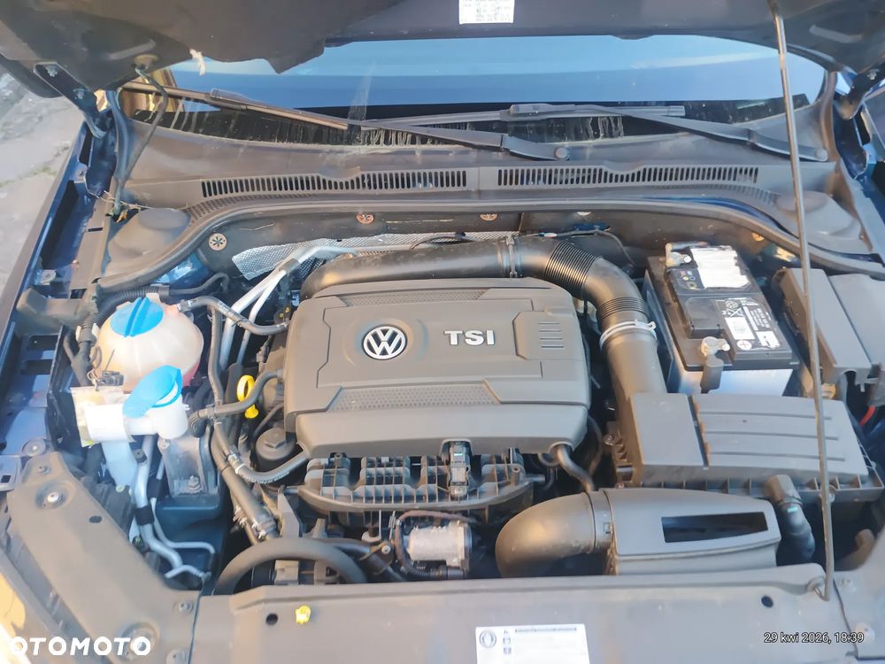 Volkswagen Jetta 1.8T SE - 16