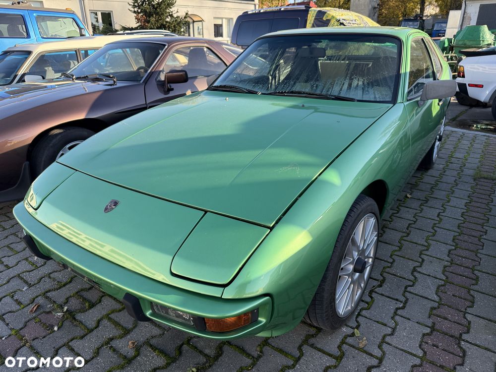 Porsche 924 - 1