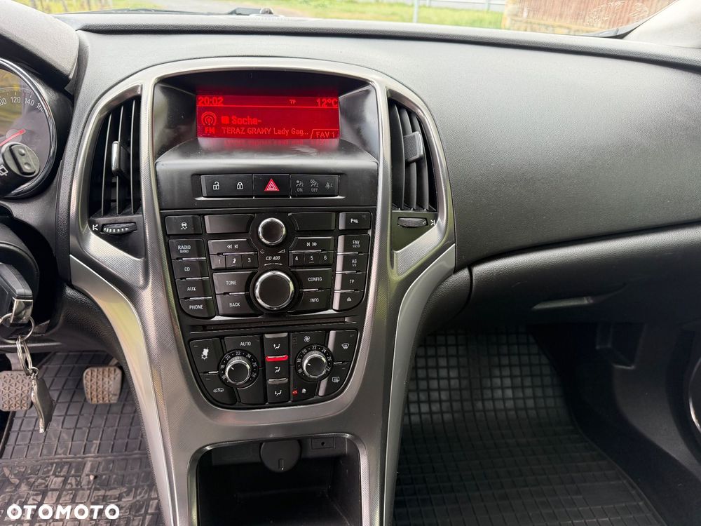 Opel Astra 1.4 T Essentia - 21