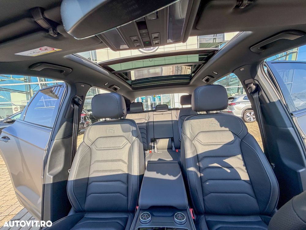 Volkswagen Touareg V6 TDI 4MOTION R-Line - 12