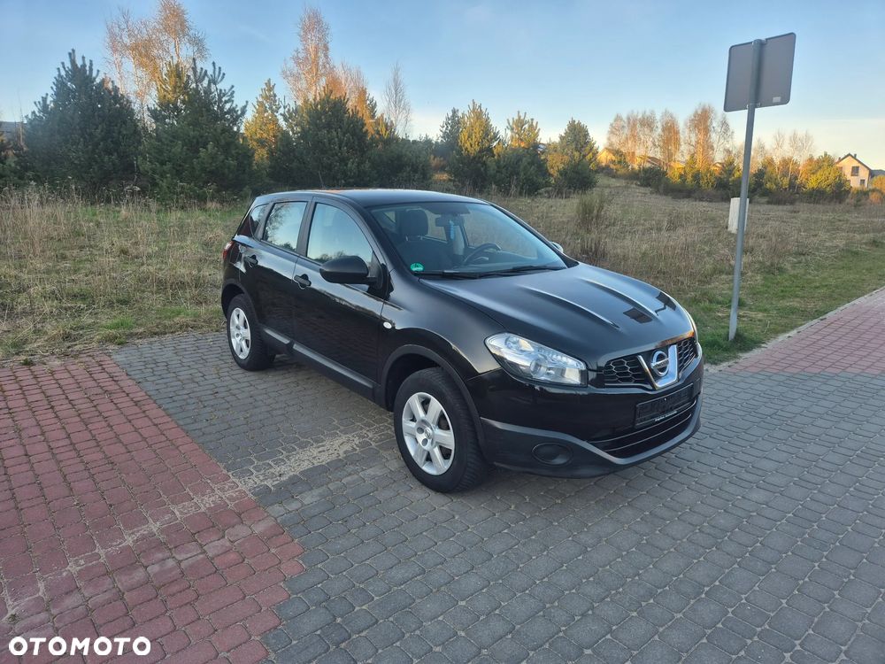 Nissan Qashqai - 1
