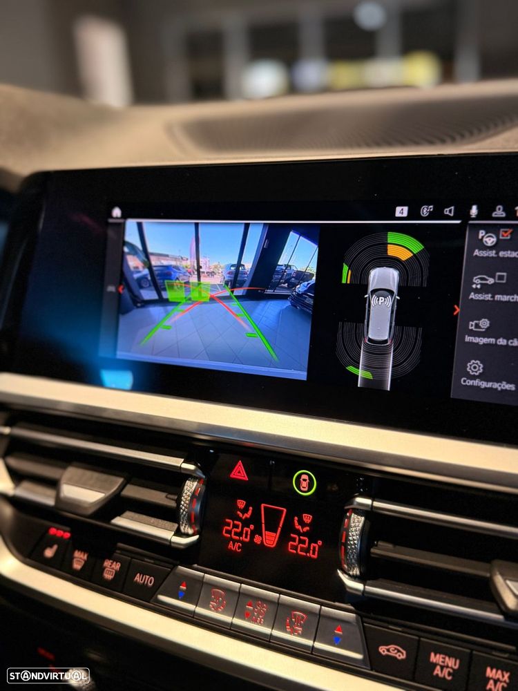 BMW 320 d Touring Pack Desportivo M Auto - 21