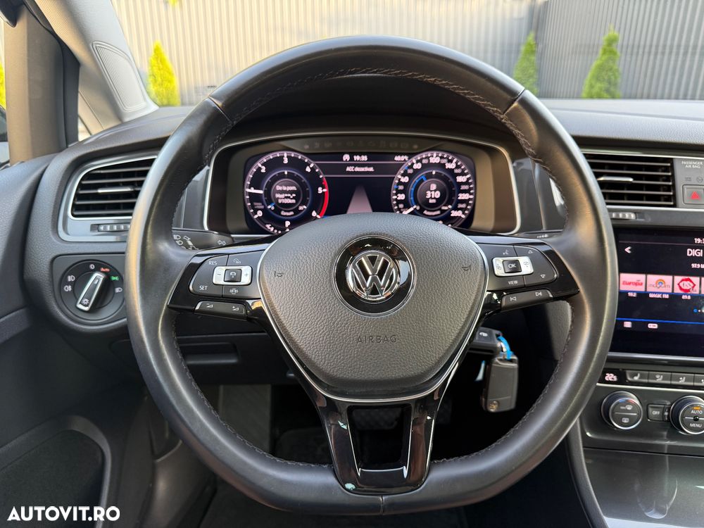 Volkswagen Golf Variant 2.0 TDI (BlueMotion Technology) DSG Comfortline - 13