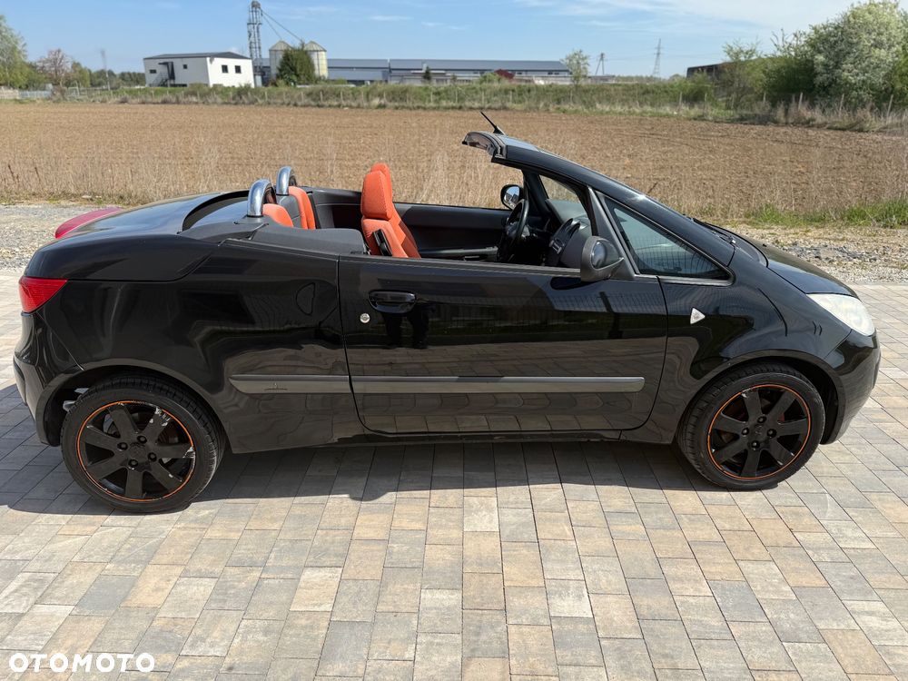Mitsubishi Colt - 12