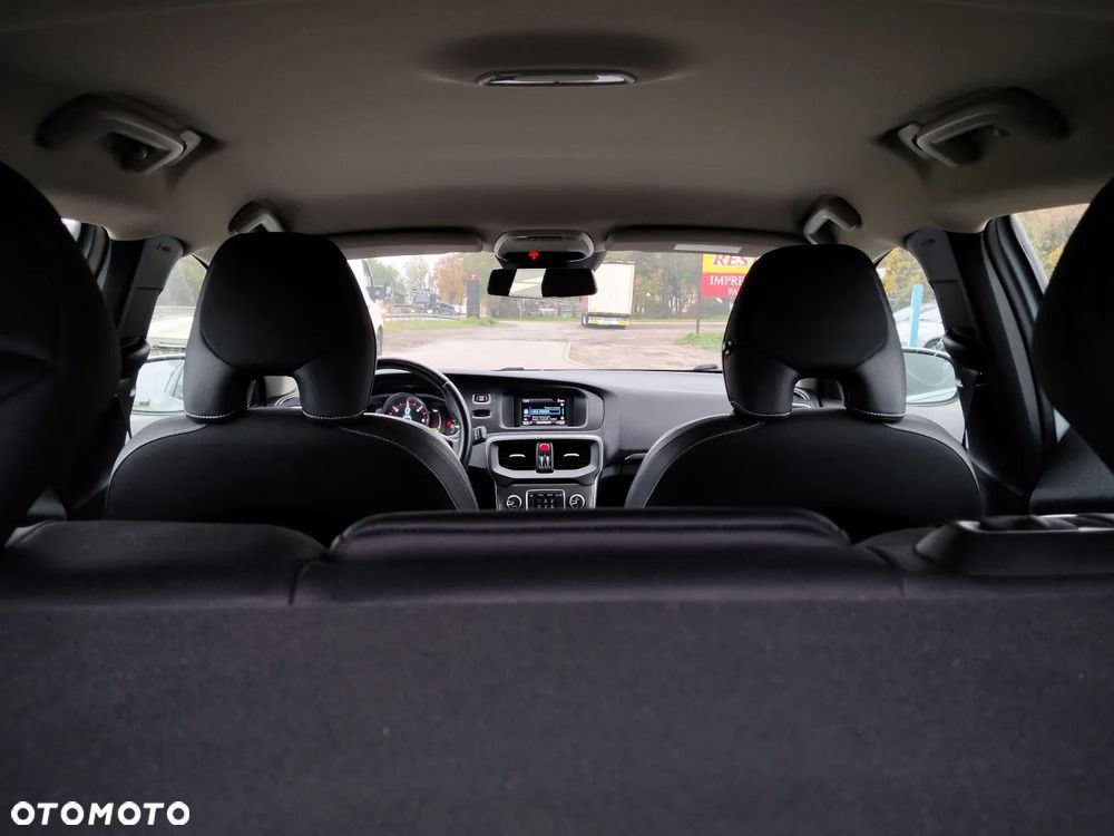 Volvo V40 D3 - 20