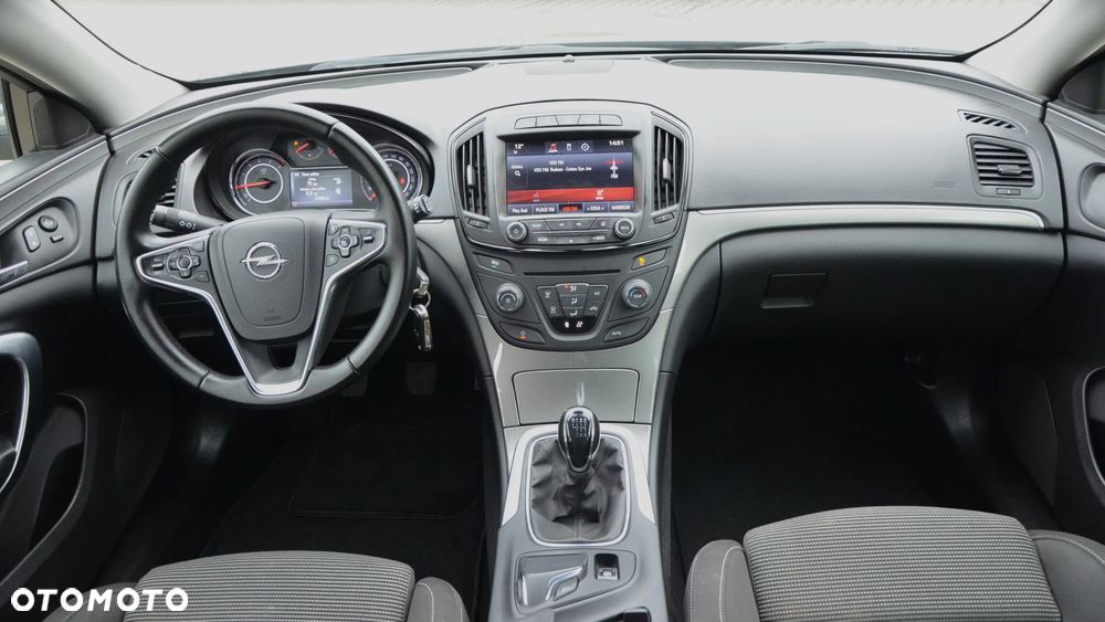 Opel Insignia - 18