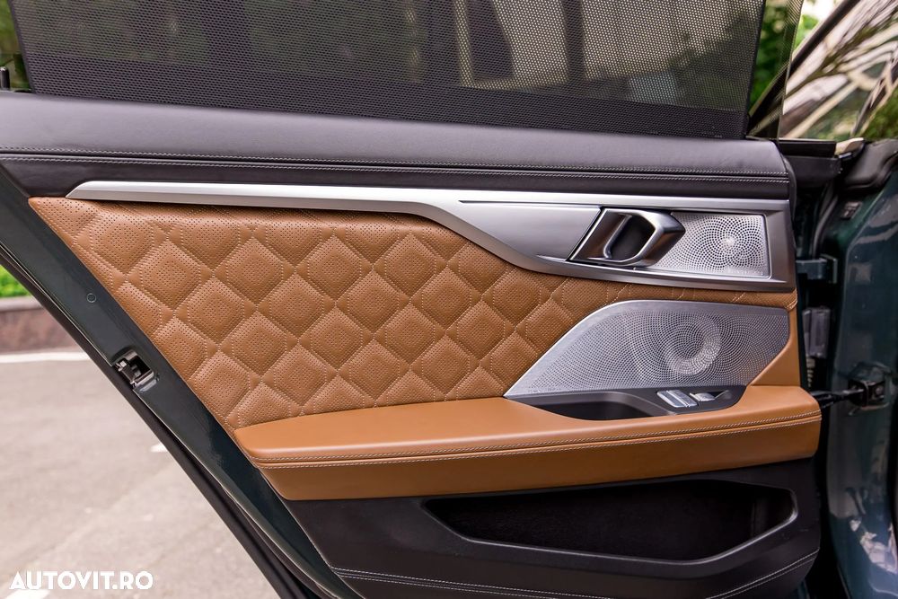 BMW M8 Competition - 15