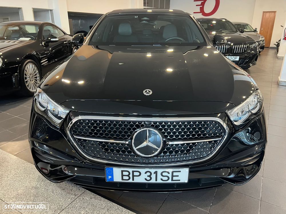 Mercedes-Benz E 220 d 9G-TRONIC AMG Line NIGHT Edition - 3