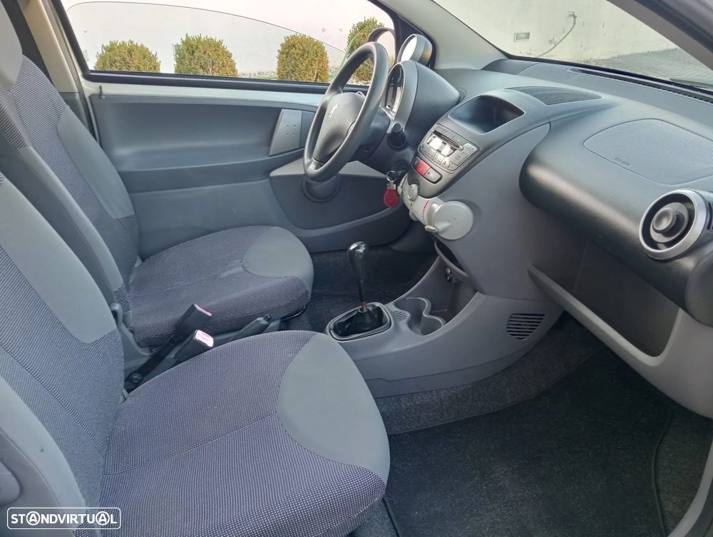 Peugeot 107 1.4 HDi Trendy - 6