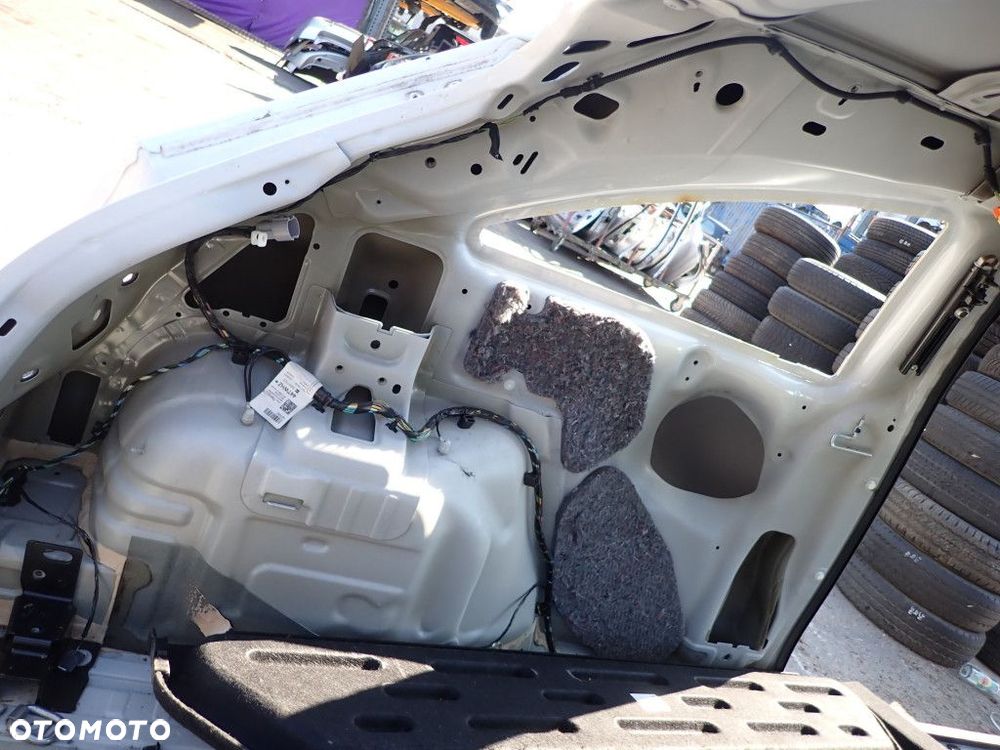 OPEL CORSA E 14- 3D BŁOTNIK TYŁ LEWY ĆWIARTKA TYLNA LEWA KOD LAKIERU Z40R - 9