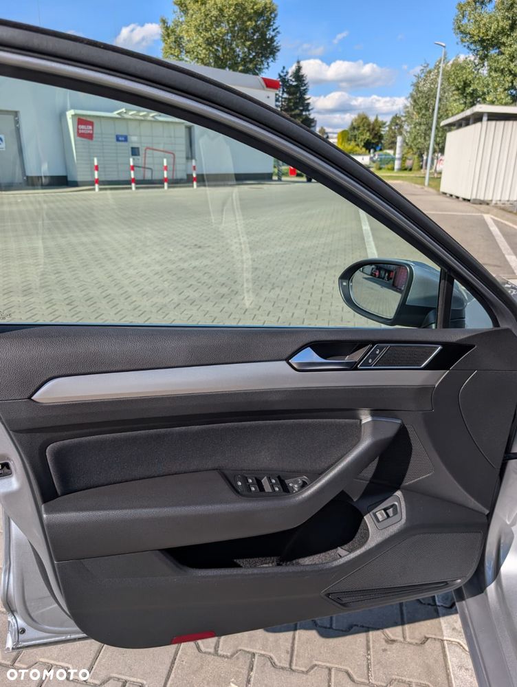 Volkswagen Passat 1.5 TSI EVO Comfortline - 15