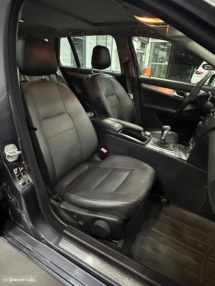 Mercedes-Benz C 320 T CDI 7G-TRONIC Avantgarde Sport Edition + - 27