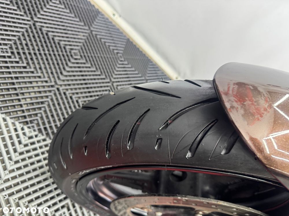 Yamaha FJR - 9