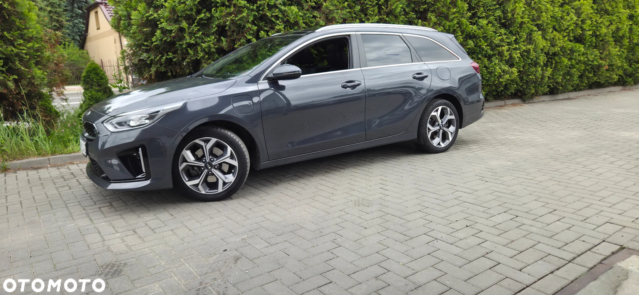 Kia Ceed 1.6 GDI PHEV L Business Line DCT - 4