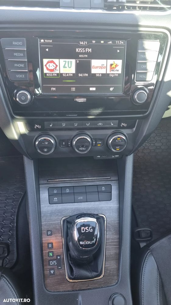 Skoda Octavia 2.0 TDI 4x4 DSG Scout - 11