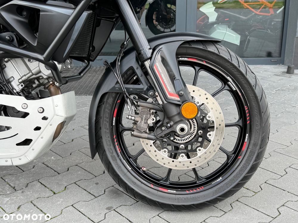 Suzuki V-STROM - 9