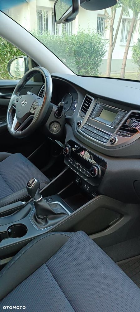 Hyundai Tucson 1.6 GDI BlueDrive Comfort 2WD - 12