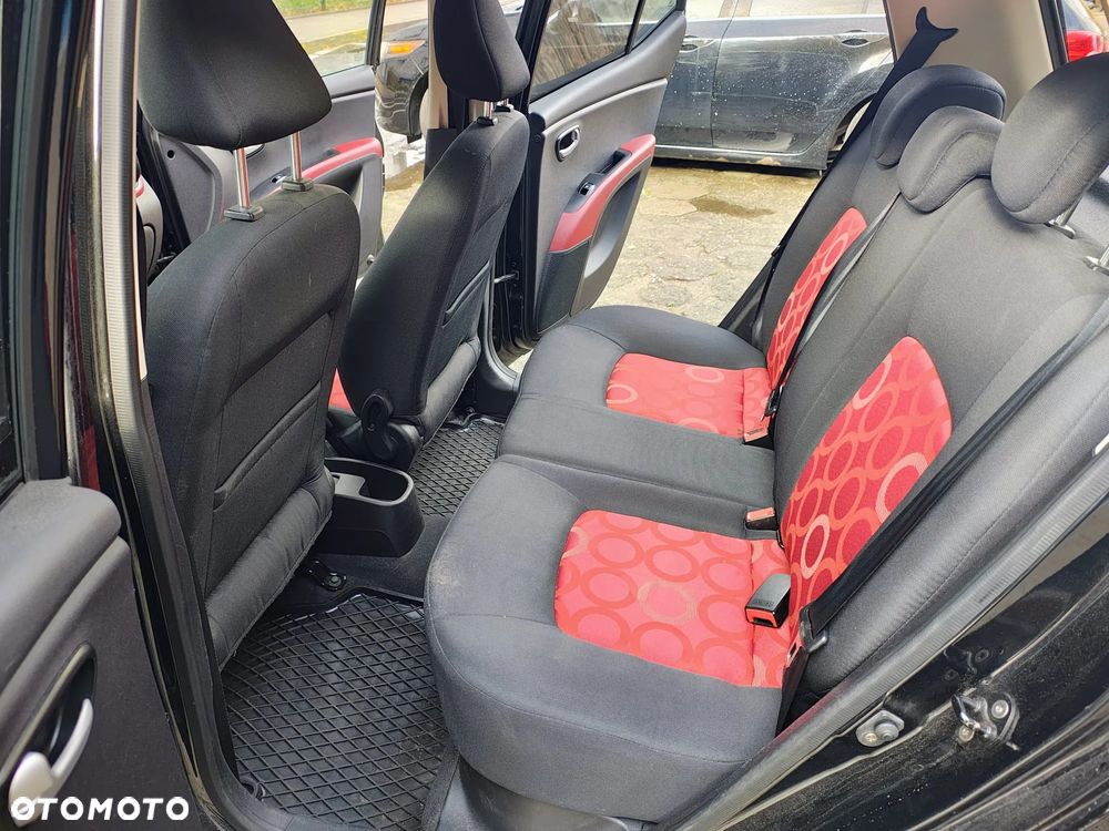 Hyundai i10 1.1 Classic - 8