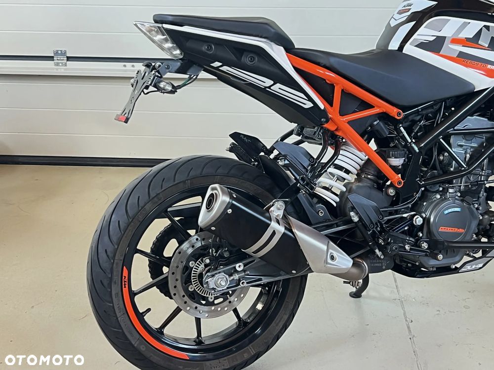 KTM Duke 125 - 25