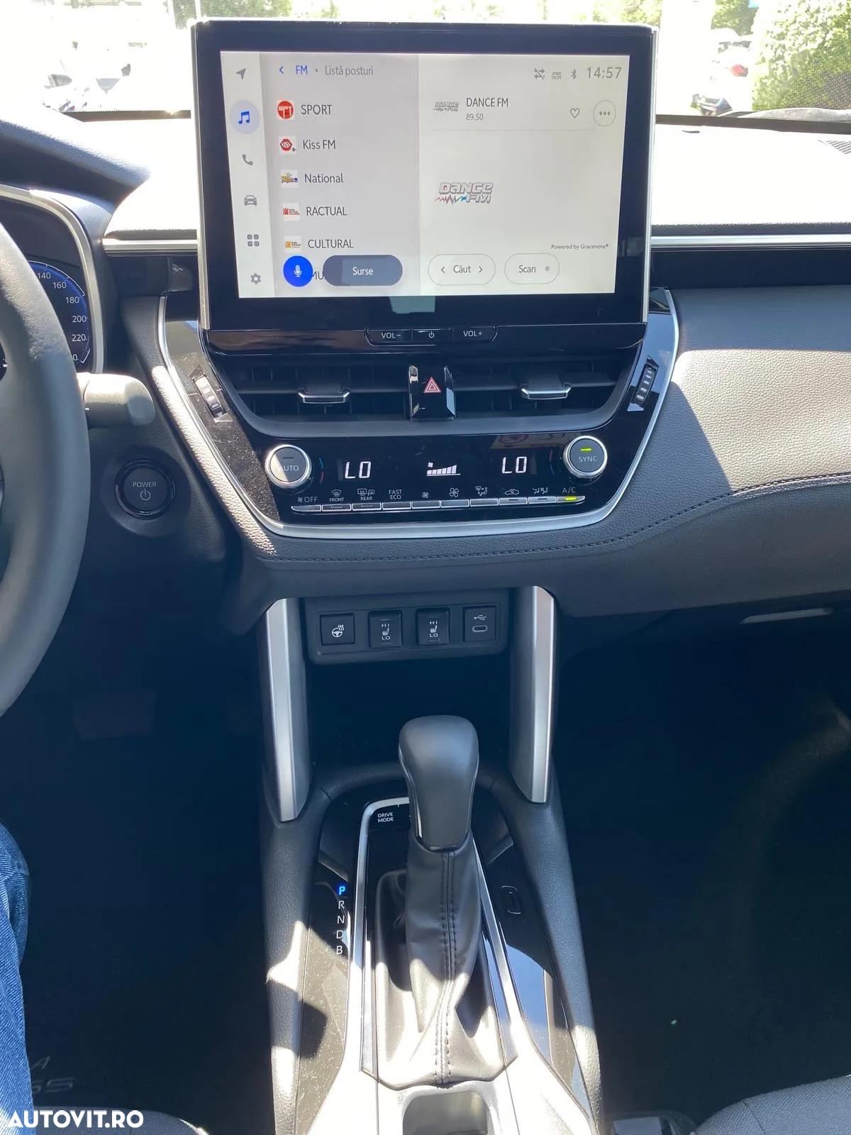 Toyota Corolla Cross - 15