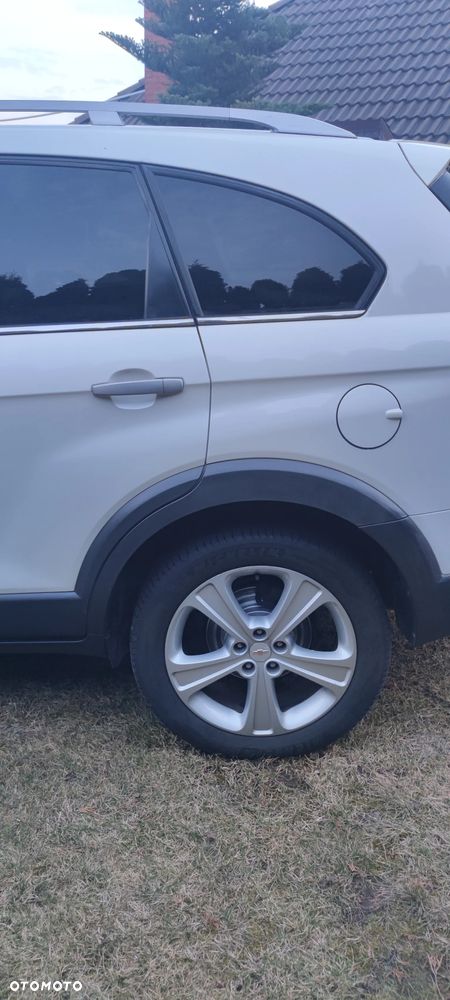 Chevrolet Captiva 2.2 D LTZ - 3