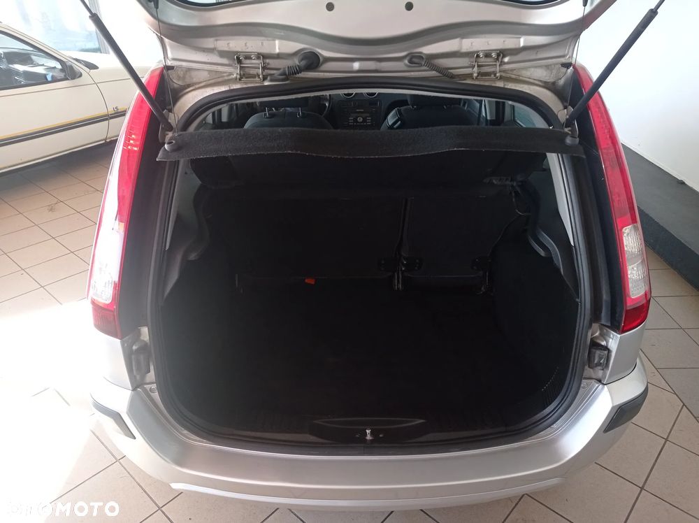 Ford Fusion 1.4 + - 15