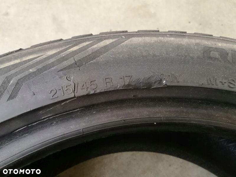 Opony całoroczne 215/45 R 17 Vredestein Quatrac Pro - 4