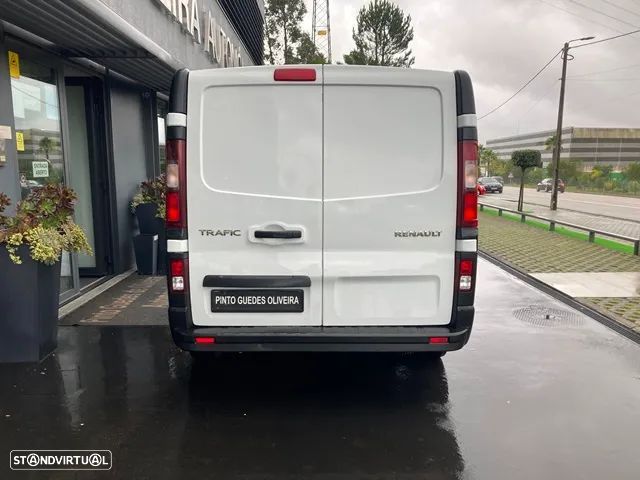 Renault Trafic L2H1 2.0 dci 120 IVA DEDUTIVEL - 7