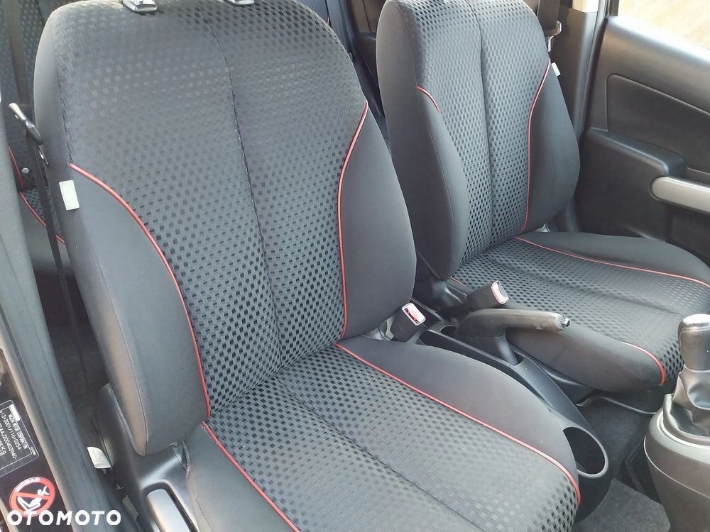 Mazda 2 1.3 Exclusive - 23