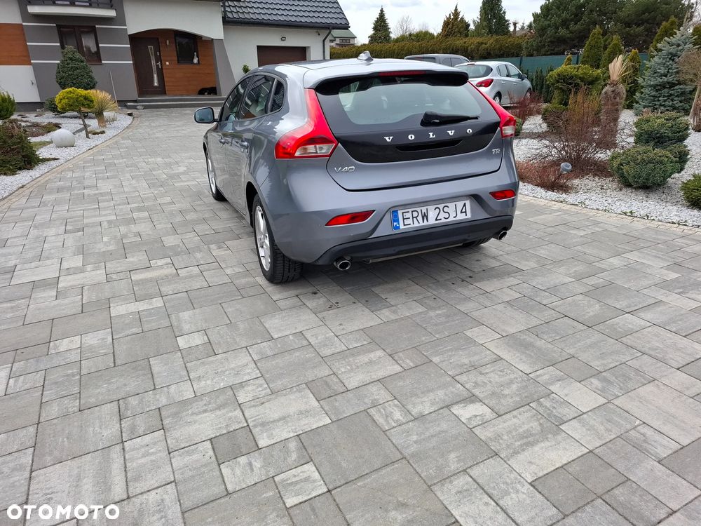 Volvo V40 T2 You - 11