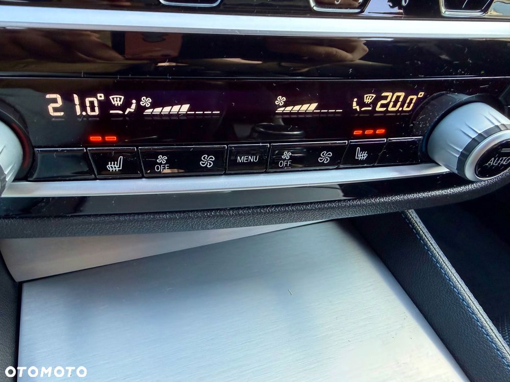 BMW Seria 5 520d M Sport sport - 8