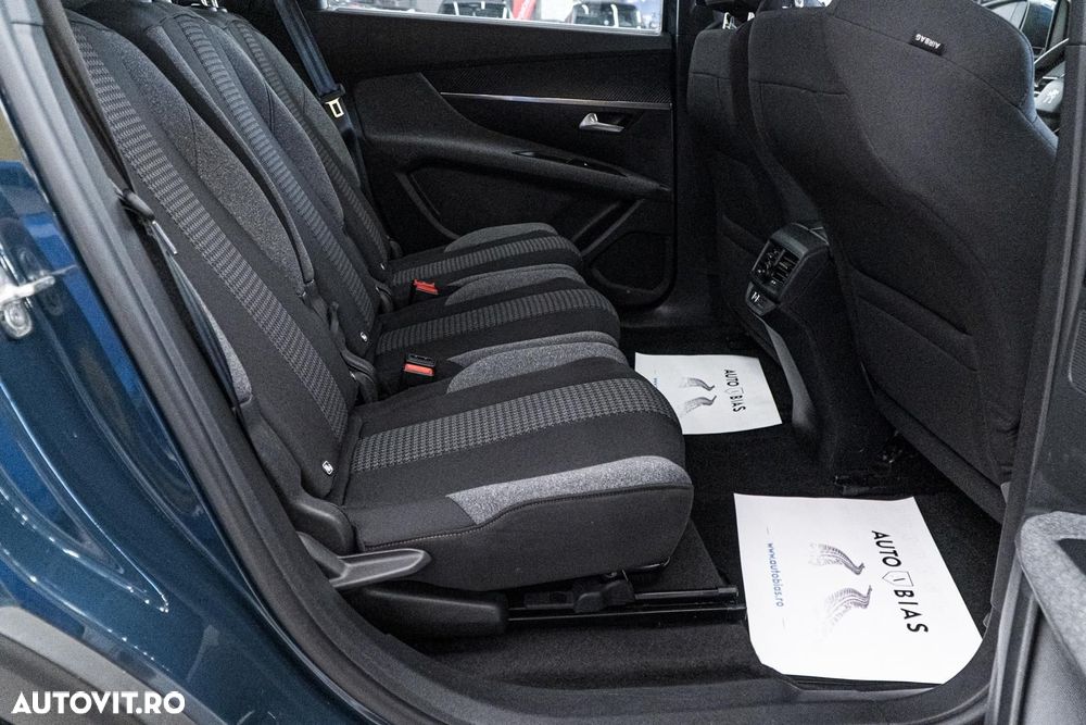 Peugeot 5008 PureTech 130 EAT8 Stop & Start Allure Pack - 9