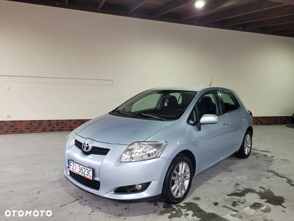 Toyota Auris 2.0 D-4D Luna