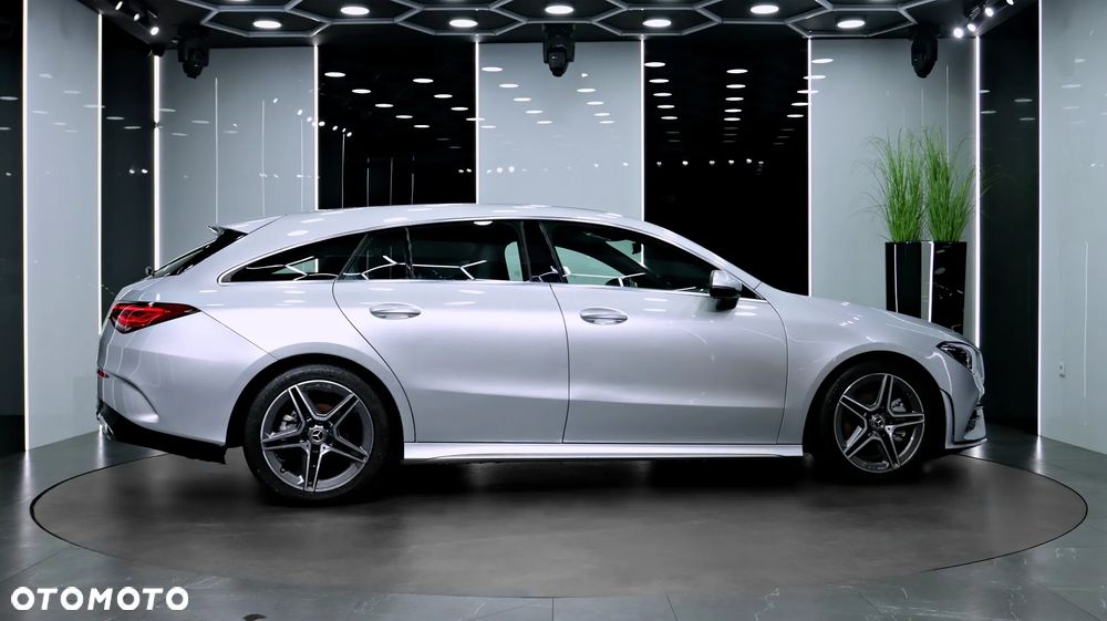 Mercedes-Benz CLA 200 AMG Line 7G-DCT - 10