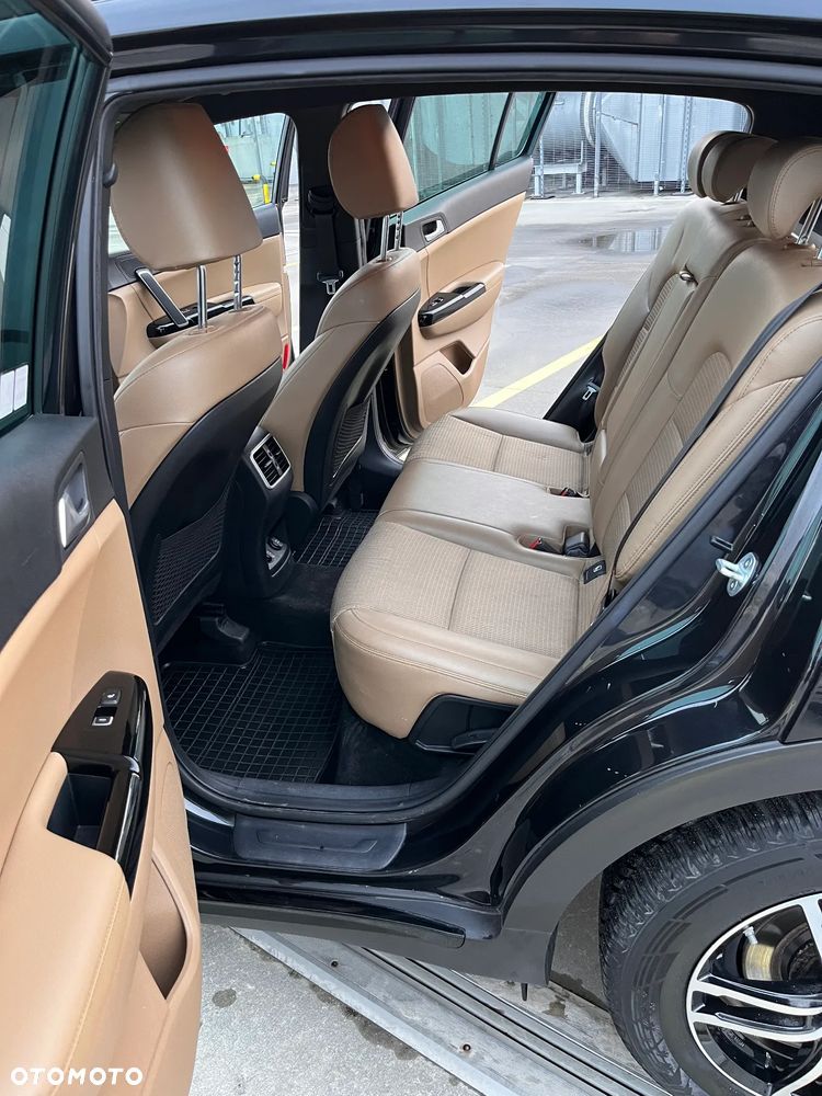 Kia Sportage 1.6 T-GDI Black Edition 2WD DCT - 7