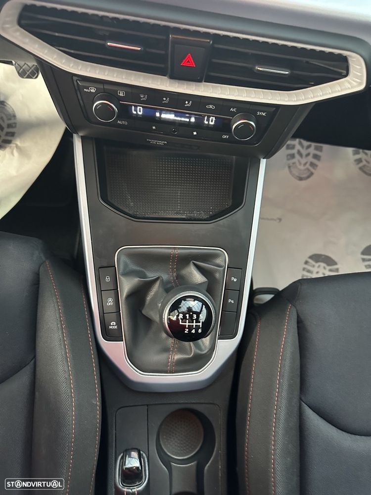 SEAT Arona 1.0 TSI FR - 16