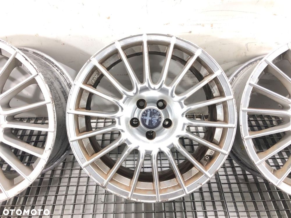 FELGI ALUMINIOWE KOMPLET 17 7.5J 5X98 ET38 ŚRODEK CENTR. 58 - 1034.00 PLN - ALFA ROMEO 159 (939_) - 4