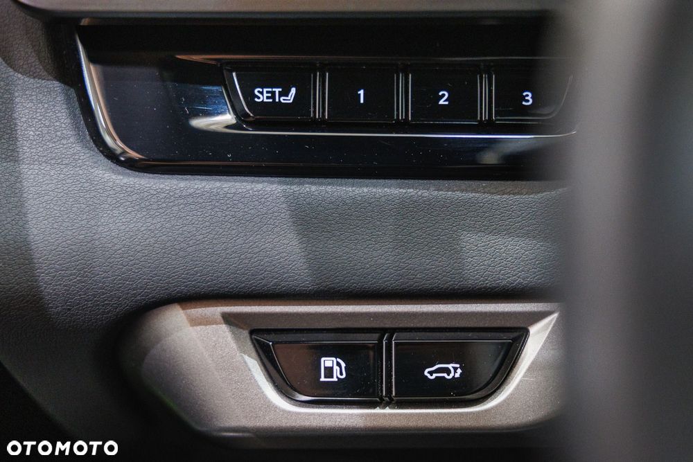 Lexus RX 450h+ Prestige - 37