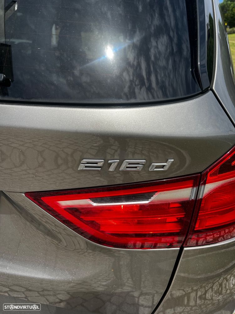 BMW 216 Active Tourer d Luxury Line - 23