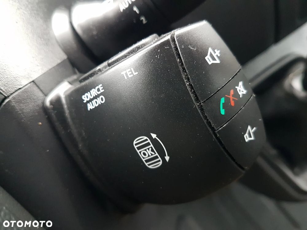 Renault MASTER 8EP CHŁODNIA MROŹNIA 4,22x2,10x2,01 IZOTERMA AGREGAT THERMO KING V-500 MAX GRZANIE ZASILANIE Z SILNIKA + ELEKTRYCZNE KRAJOWY - 34