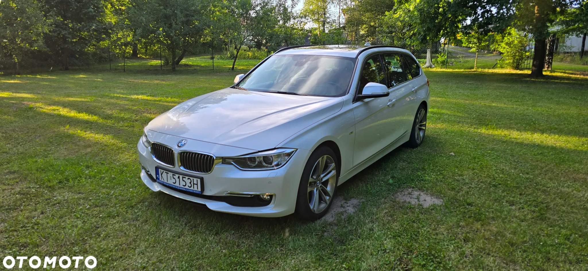 BMW Seria 3 320d Touring Luxury Line - 4