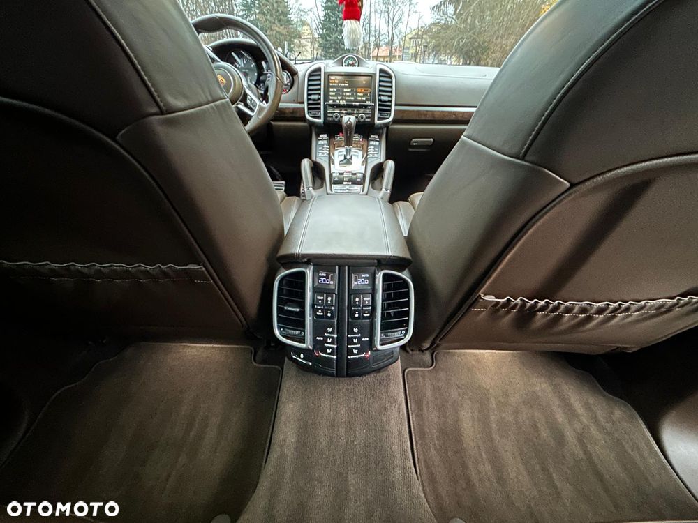 Porsche Cayenne S Diesel - 8