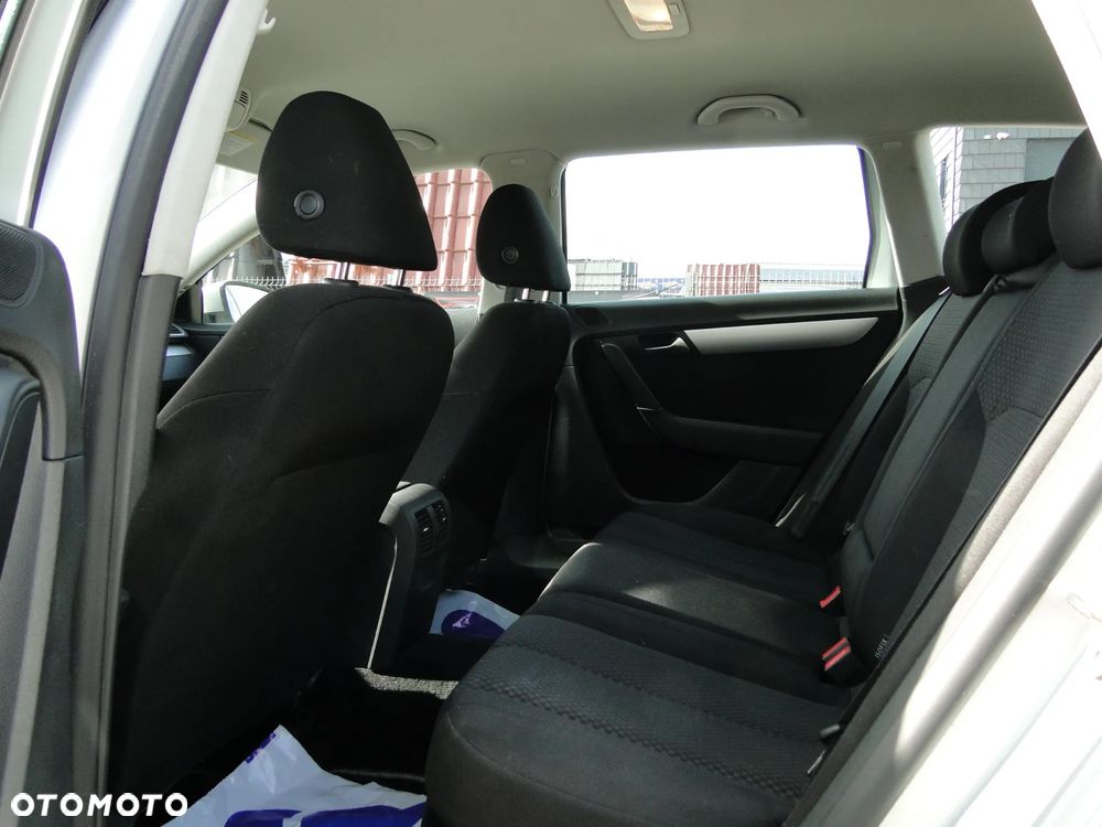 Volkswagen Passat 2.0 TDI DSG BlueMotion Technology Highline - 12