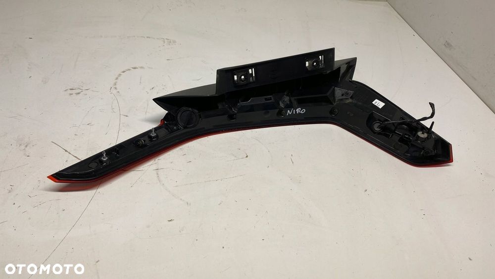 KIA NIRO II 2 LAMPA LED TYLNA TYŁ PRAWA PRAWY 22-23 - 4
