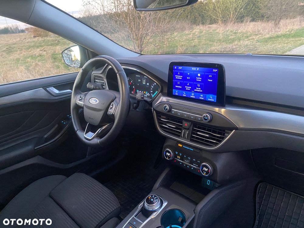 Ford Focus 2.0 EcoBlue Titanium X - 31