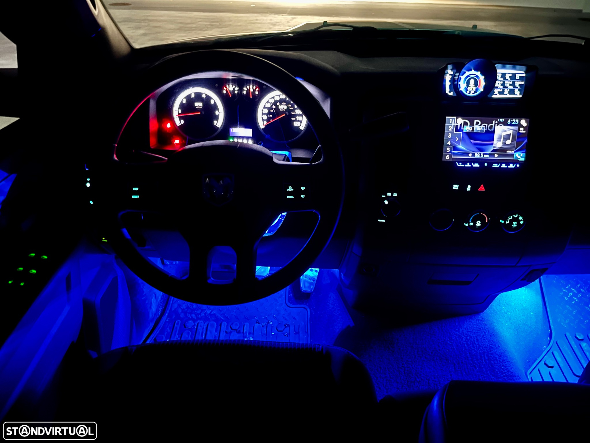 Dodge RAM - 28