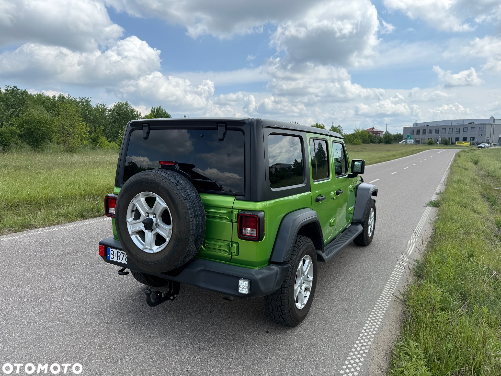 Jeep Wrangler - 9