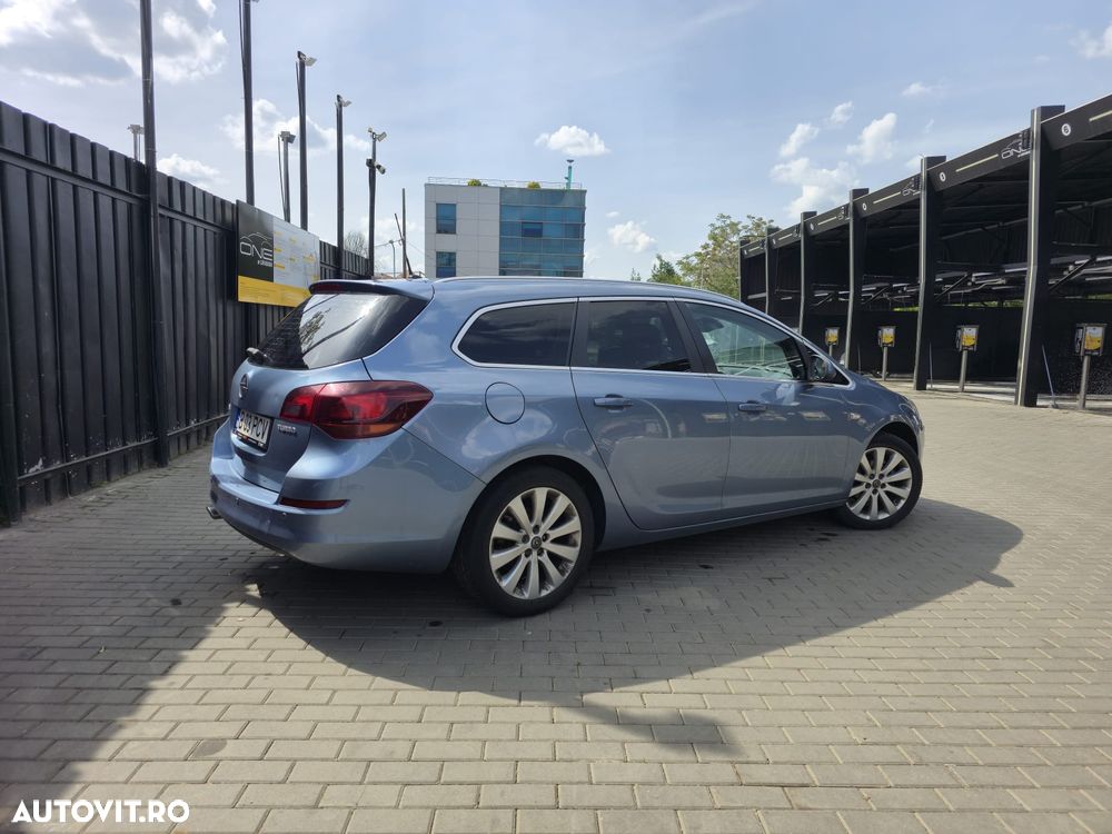 Opel Astra 1.4 Turbo ECOTEC Cosmo - 3
