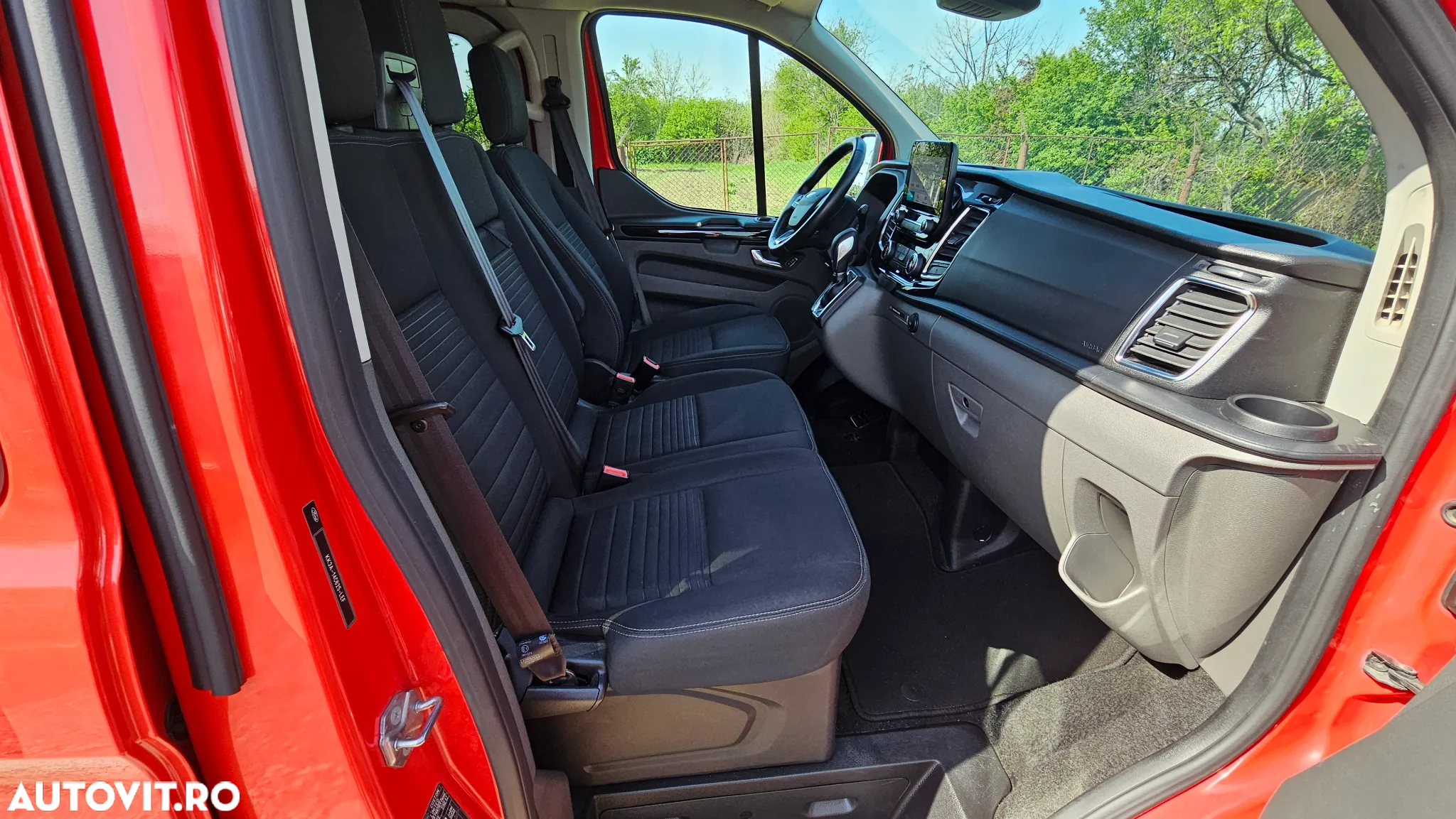 Ford Transit Custom DCIV 320 2.0 EcoBlue 170 CP L2H1 Trend Aut. - 12