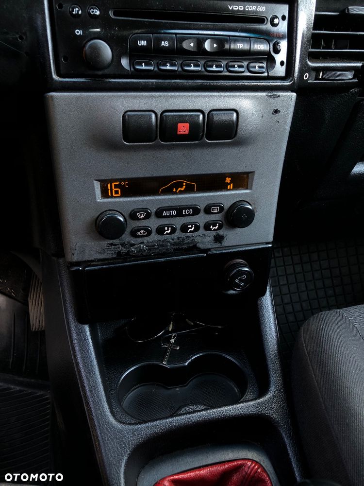 Opel Zafira 1.8 16V Comfort - 11